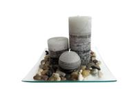 Darčekový set 3 sviečok s vôňou jazmínu na sklenenom podnose s kameňmi